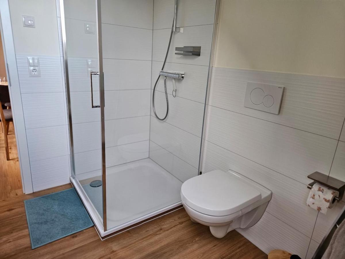שטרנברג Ferienwohnung Glueck Am See מראה חיצוני תמונה
